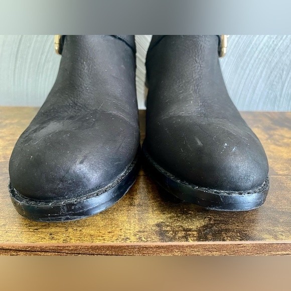 Vince Camuto moto boots, black/gold, size 7 - Picture 7 of 9